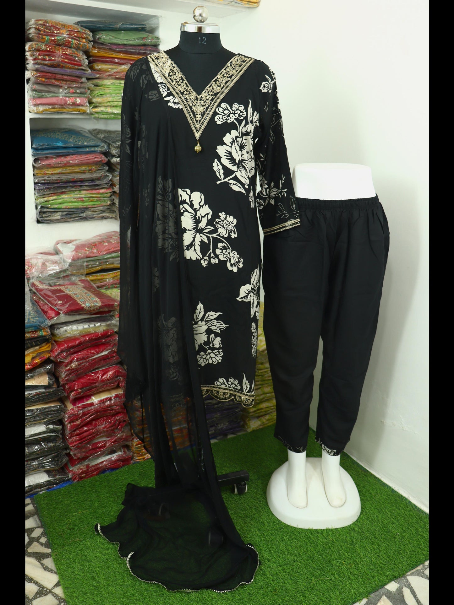 Quality Viscose Rayon kurta pant dupatta set