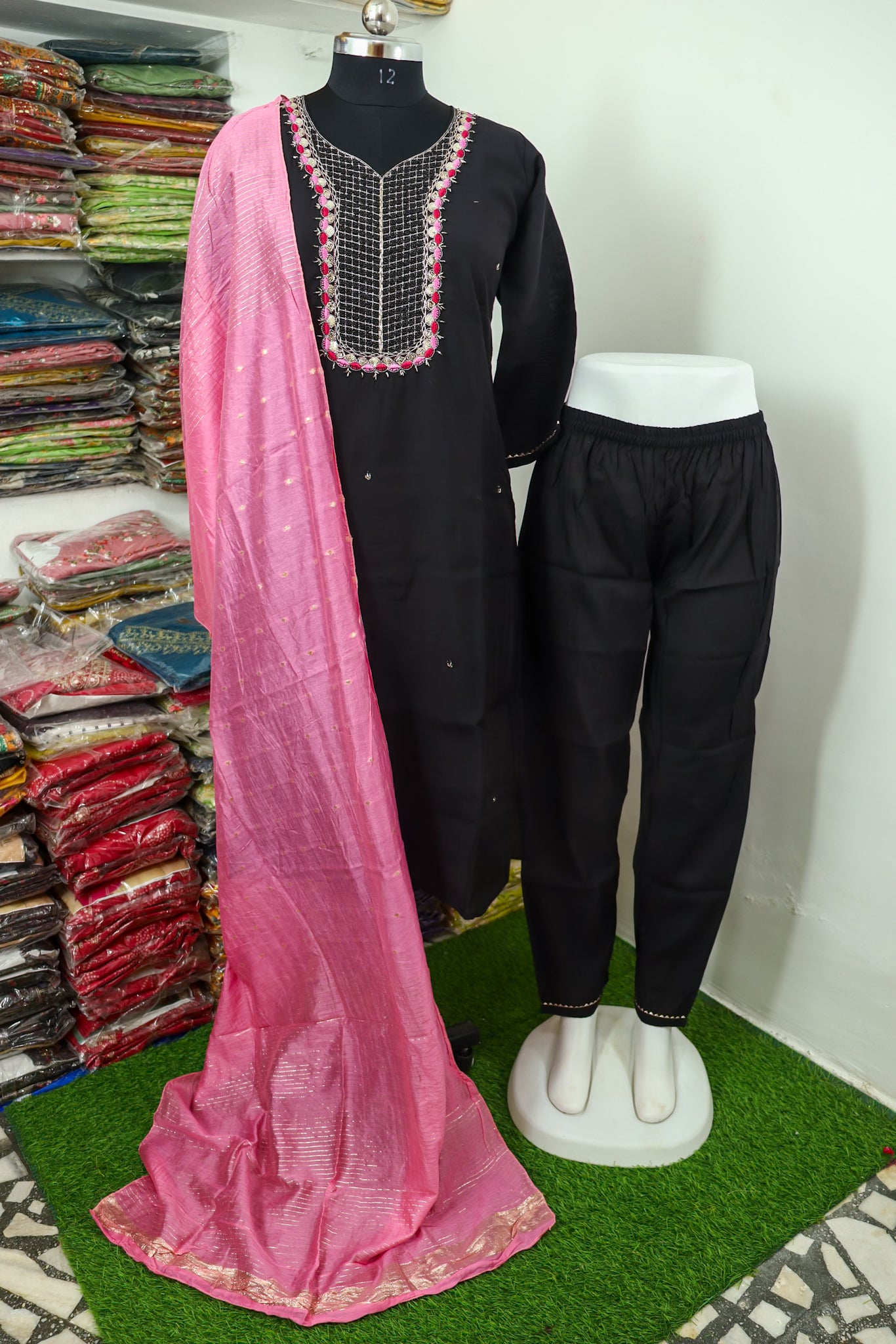 Luxurious Silk Kurta, Pant, Dupatta set