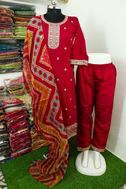 Luxurious Silk Kurta, Pant, Dupatta Set