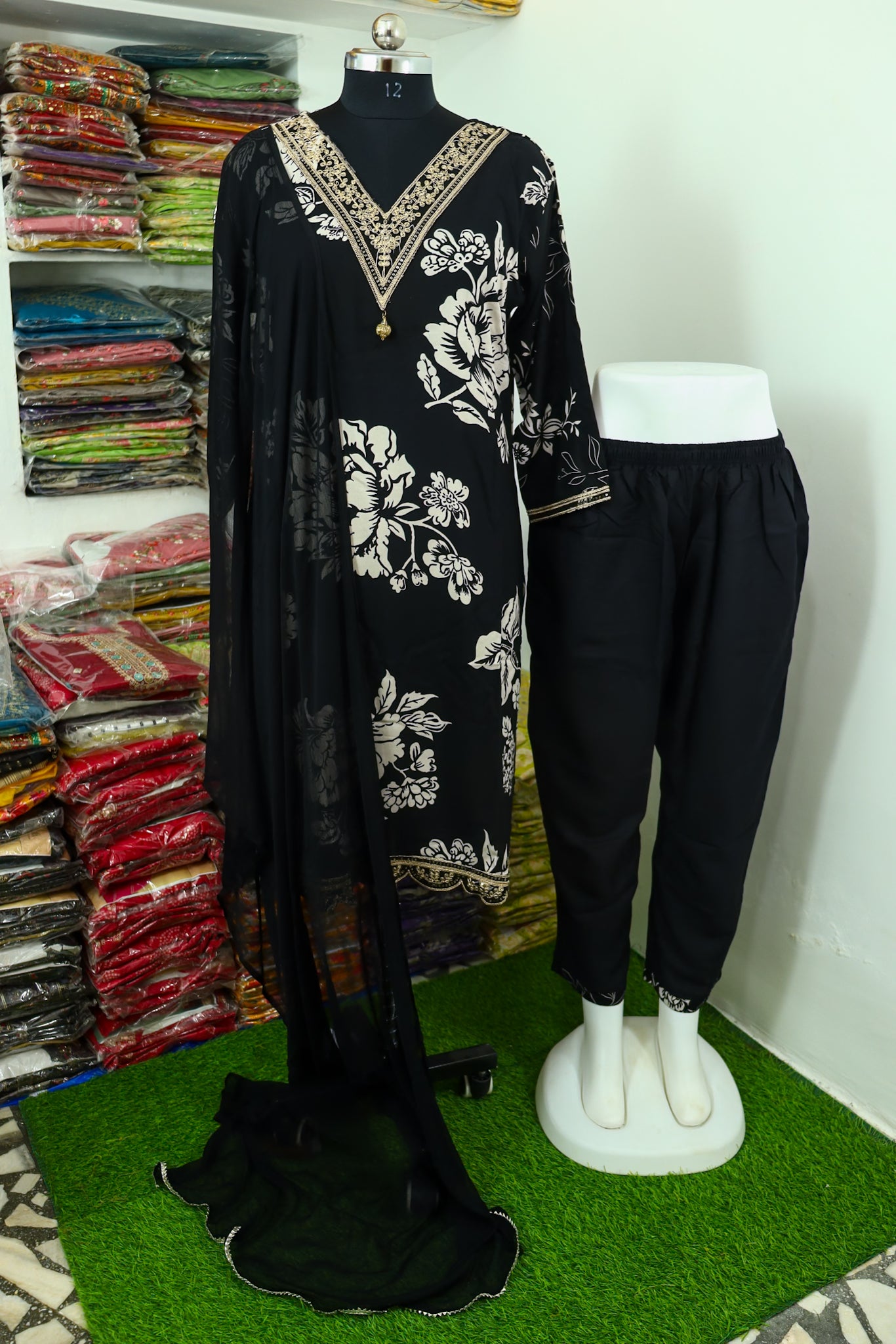 Quality Viscose Rayon dupatta set