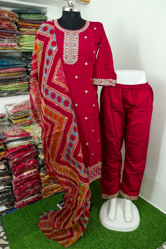 Luxurious Silk Kurta, Pant, Dupatta Set