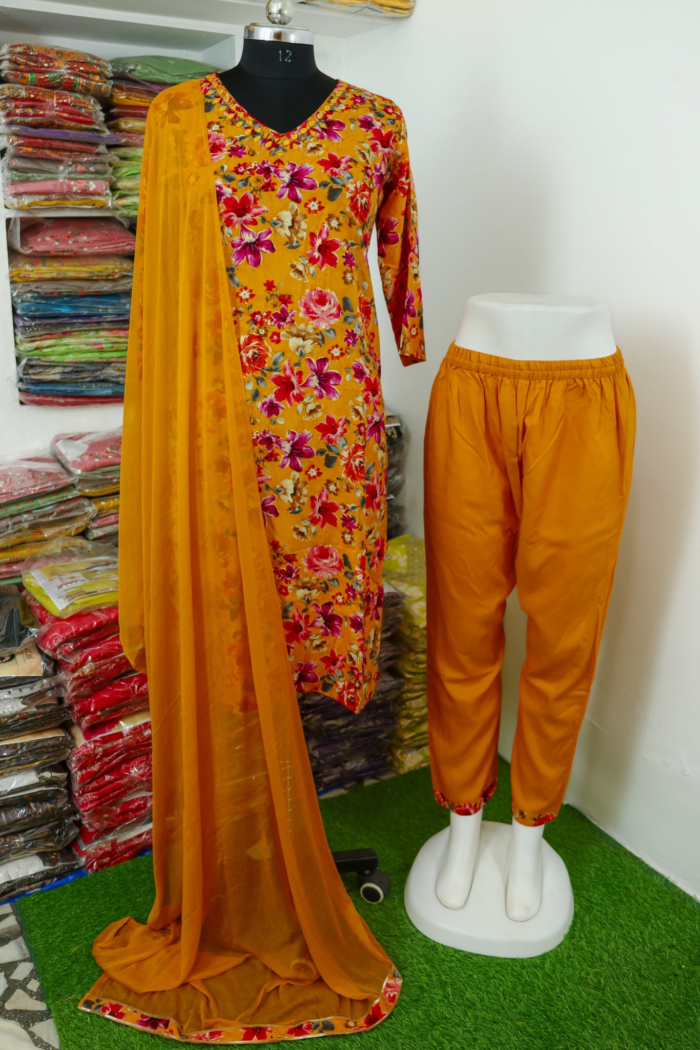 Quality Viscose Rayon dupatta set